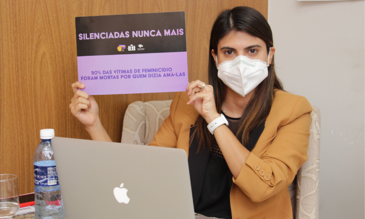 90% das vítimas de feminicídio foram mortas por quem dizia amá-las