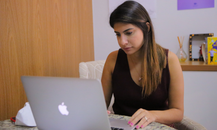 Camila Jara visita ocupação nos Novos Estados e cobra novas políticas de habitação